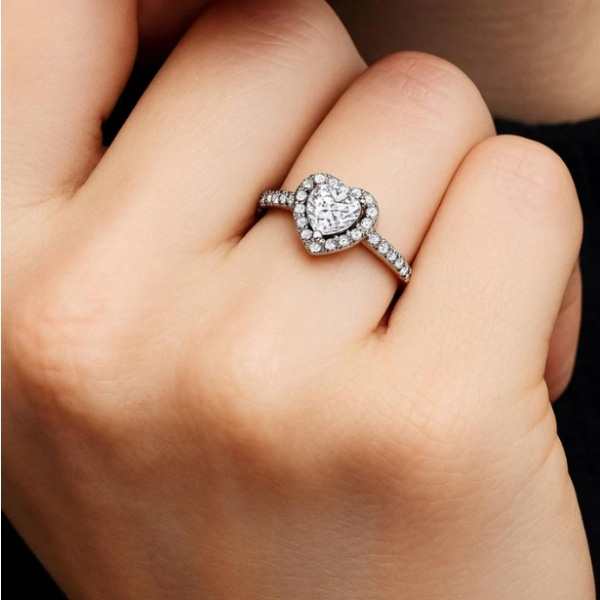 HEARTISOBLUEBOX_712417101_N-6__111125